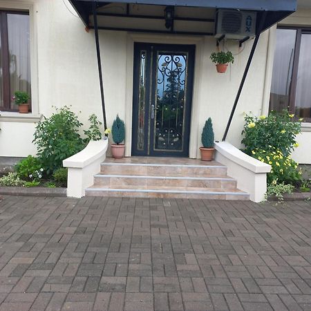 Mate'S Guest House Кобулети Экстерьер фото