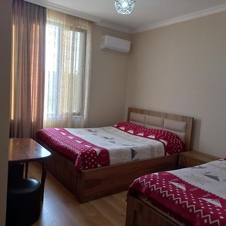 Mate'S Guest House Кобулети Экстерьер фото