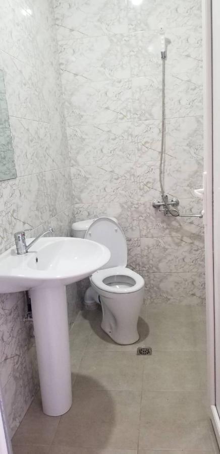 Mate'S Guest House Кобулети Экстерьер фото
